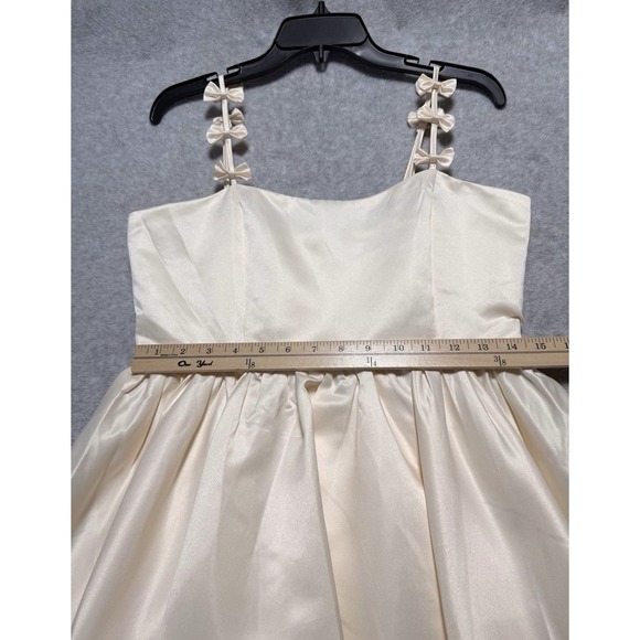 Women's Beige Color Dress With Bow On Straps Size medium - Picture 12 of 13